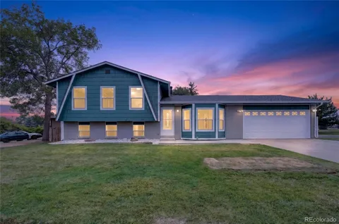 8494 W 74th Place