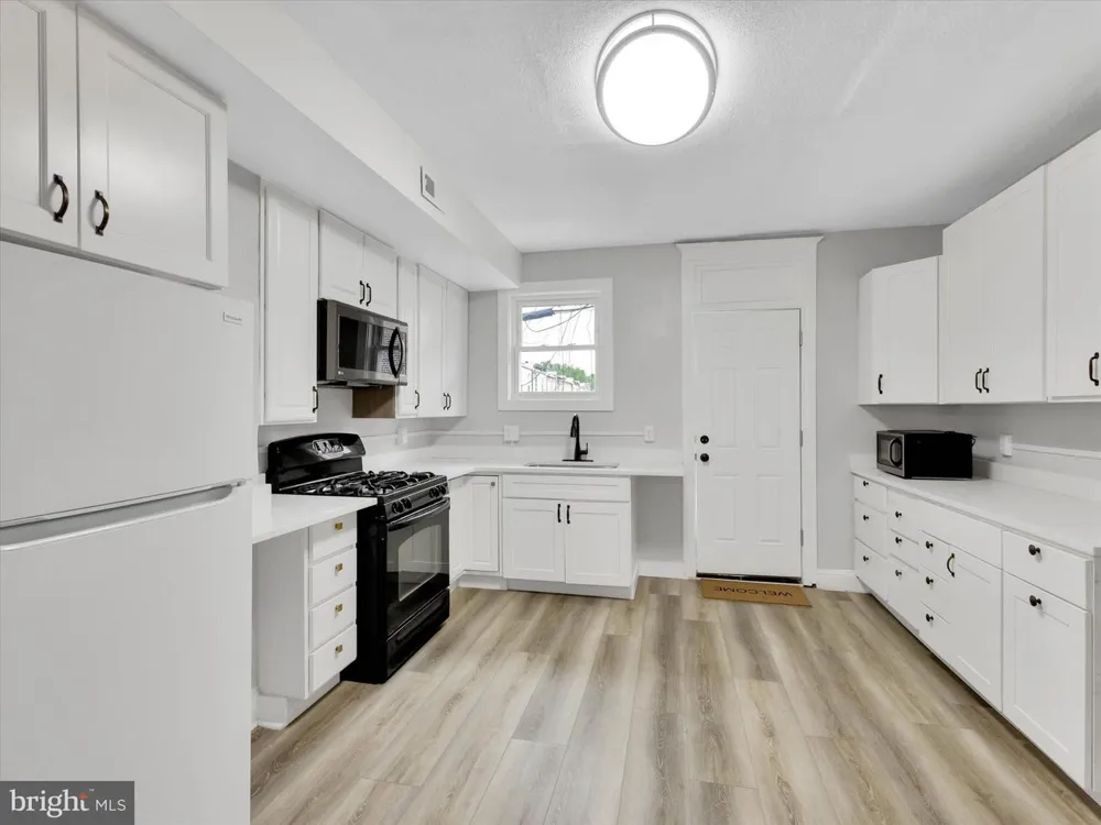 3009 MCELDERRY STREET Baltimore, MD 21205