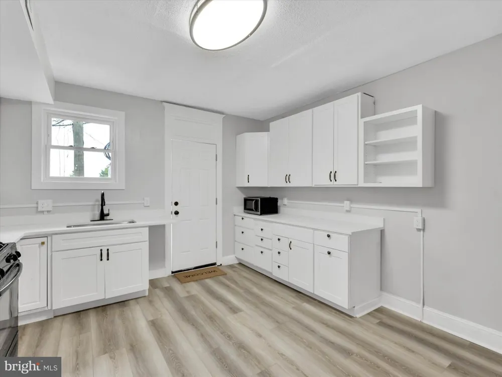 3009 MCELDERRY STREET Baltimore, MD 21205