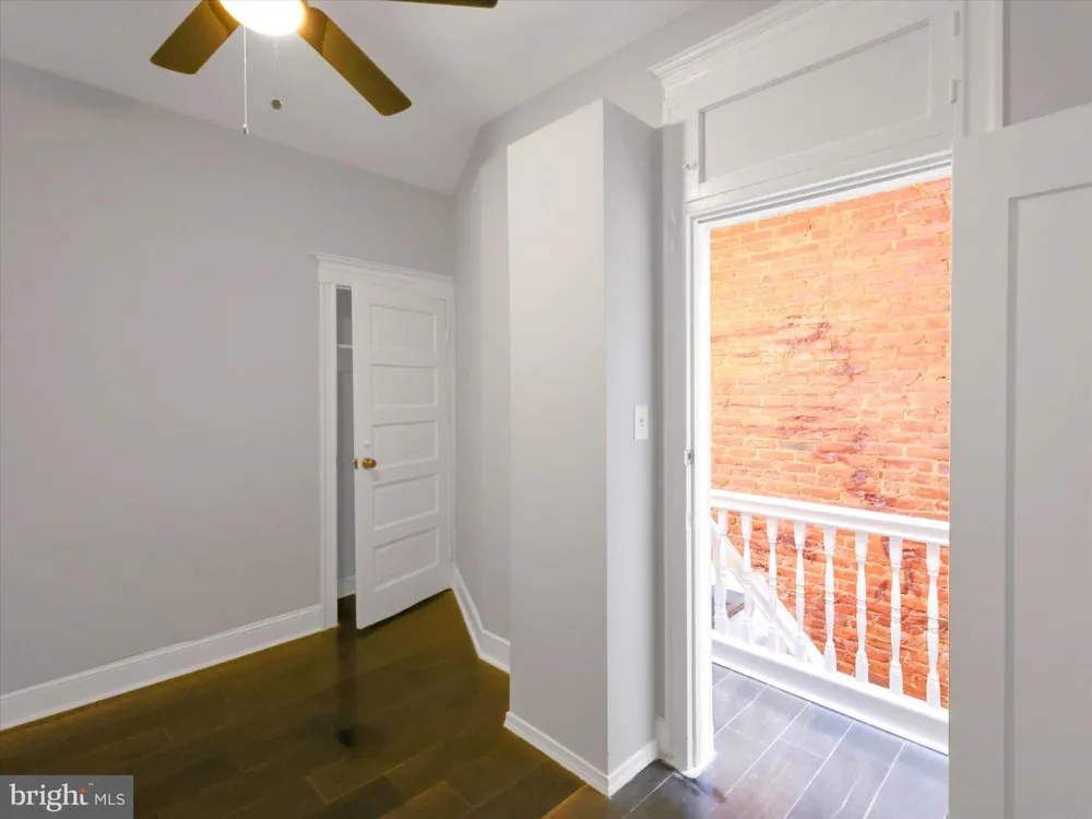3009 MCELDERRY STREET Baltimore, MD 21205