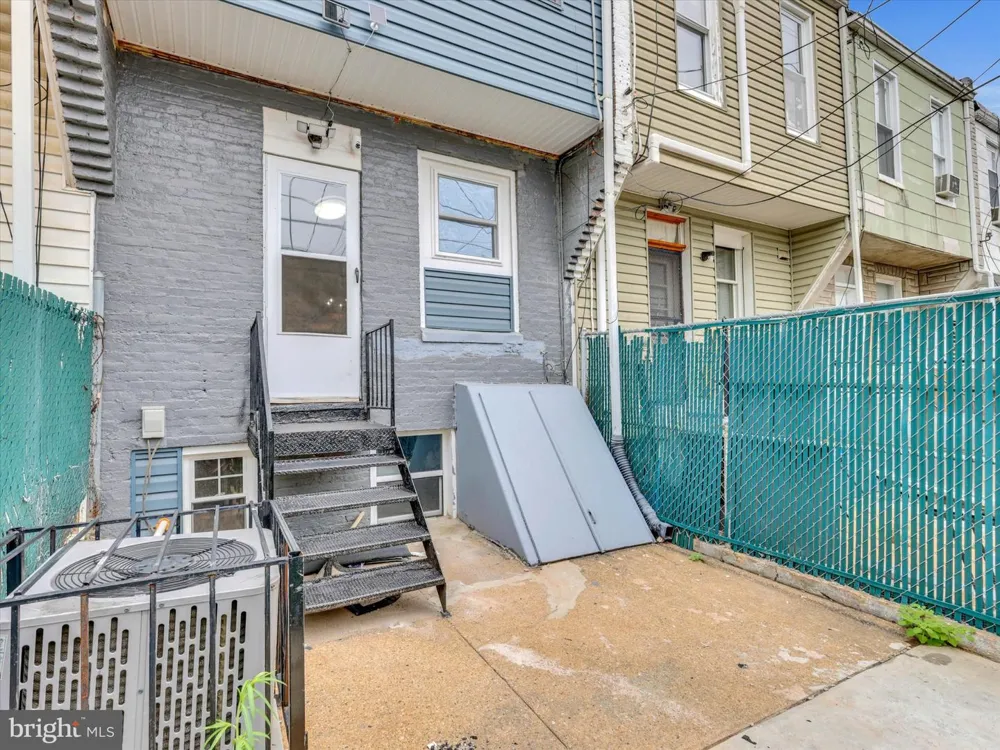 3009 MCELDERRY STREET Baltimore, MD 21205