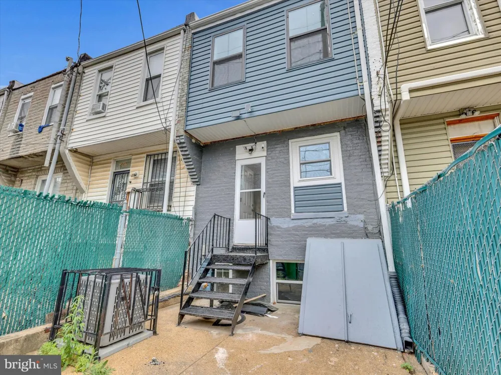 3009 MCELDERRY STREET Baltimore, MD 21205