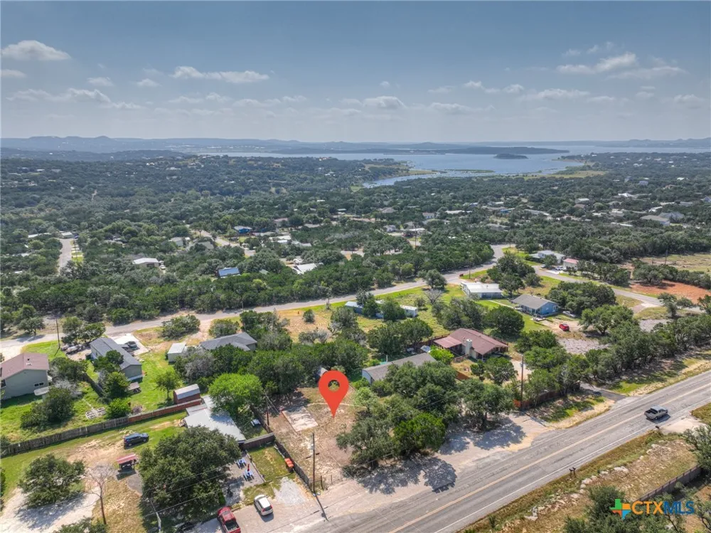 2189 Potters Creek Road Canyon Lake, TX 78133