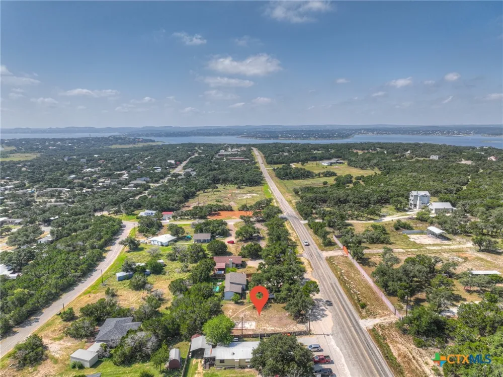 2189 Potters Creek Road Canyon Lake, TX 78133