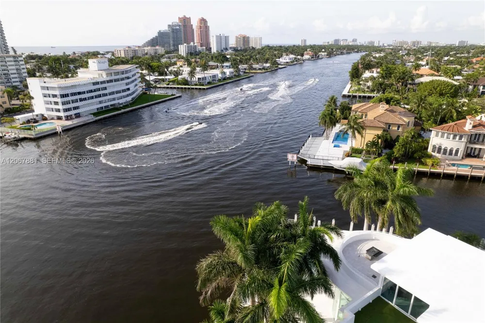 2890 NE 28th St Fort Lauderdale, FL 33306