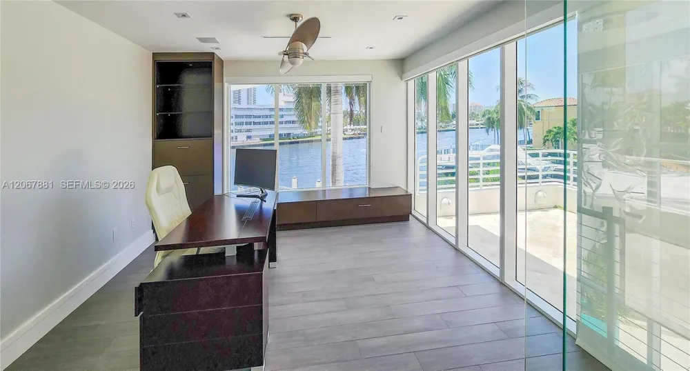 2890 NE 28th St Fort Lauderdale, FL 33306