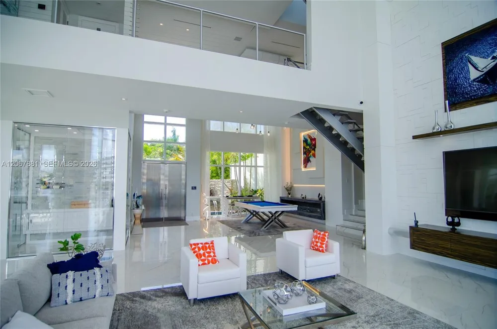 2890 NE 28th St Fort Lauderdale, FL 33306