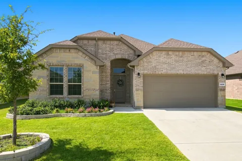 5236 Meadow Lane