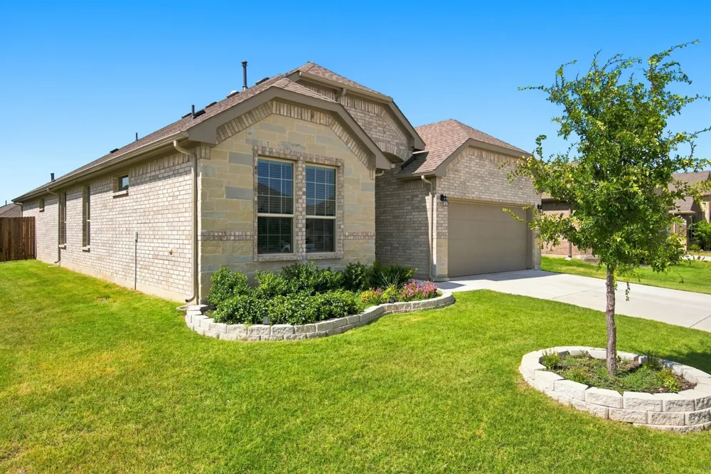 5236 Meadow Lane Krum, TX 76249