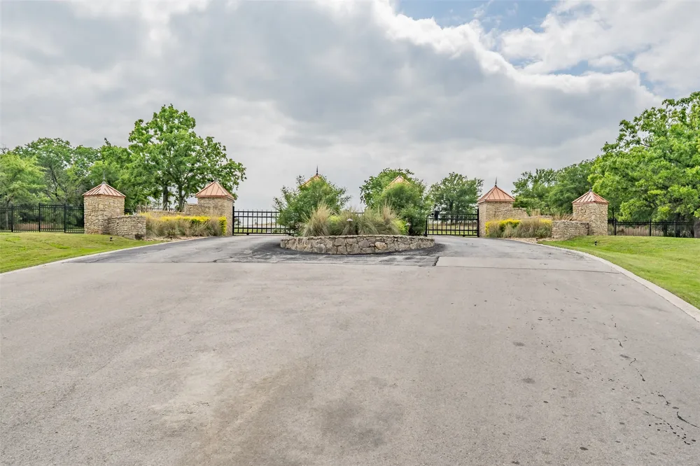 Cote D Azur Drive Chico, TX 76431