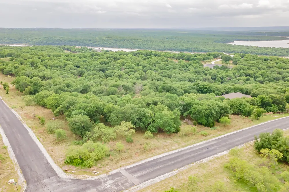 Cote D Azur Drive Chico, TX 76431