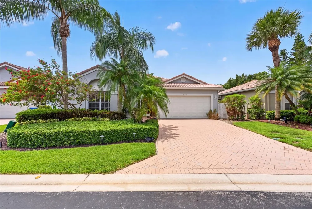 10471 S Utopia Cir S Boynton Beach, FL 33437