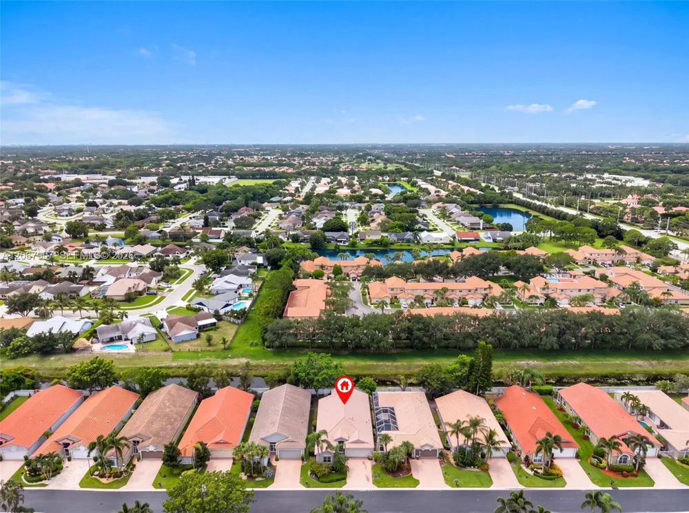 10471 S Utopia Cir S Boynton Beach, FL 33437