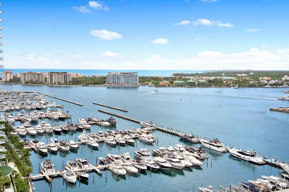 520 West Ave #2101 Miami Beach, FL 33139