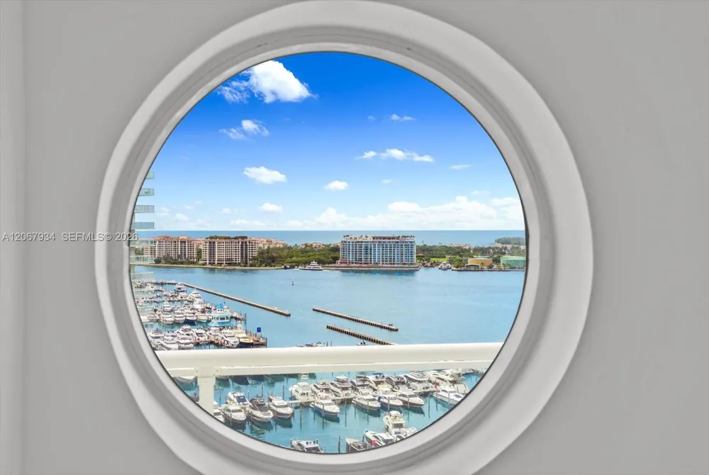 520 West Ave #2101 Miami Beach, FL 33139