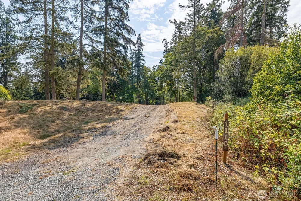 1110 Bush Point Road Freeland, WA 98249