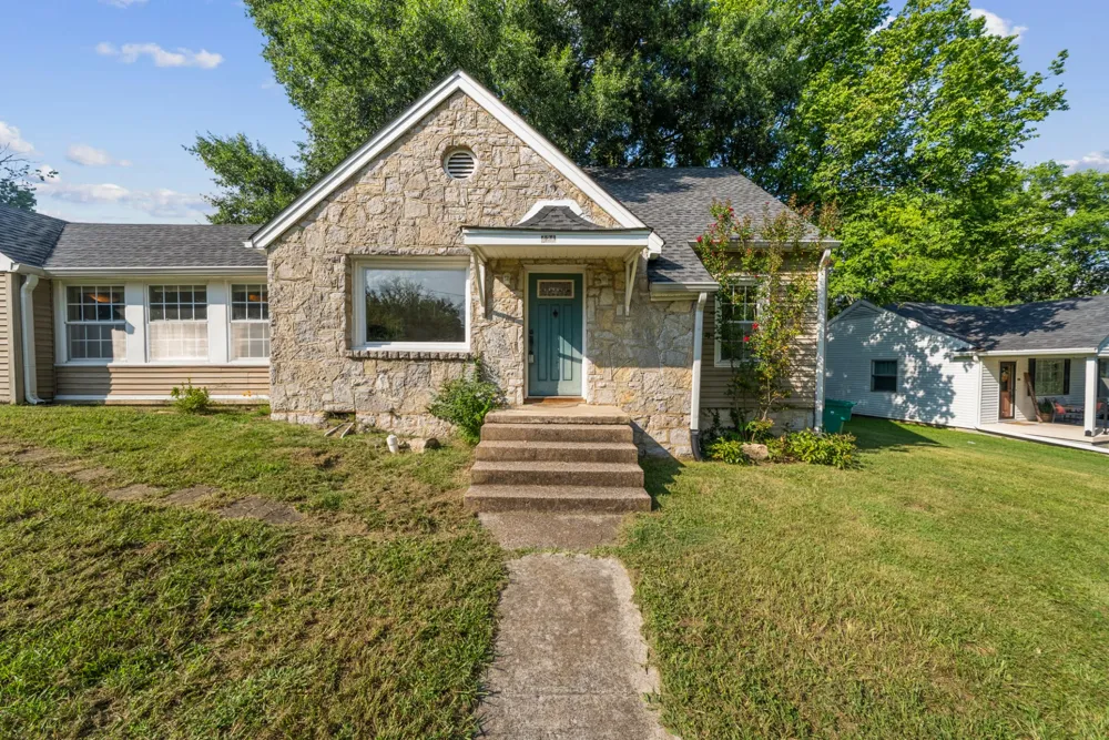 421 8th Ave S Lewisburg, TN 37091