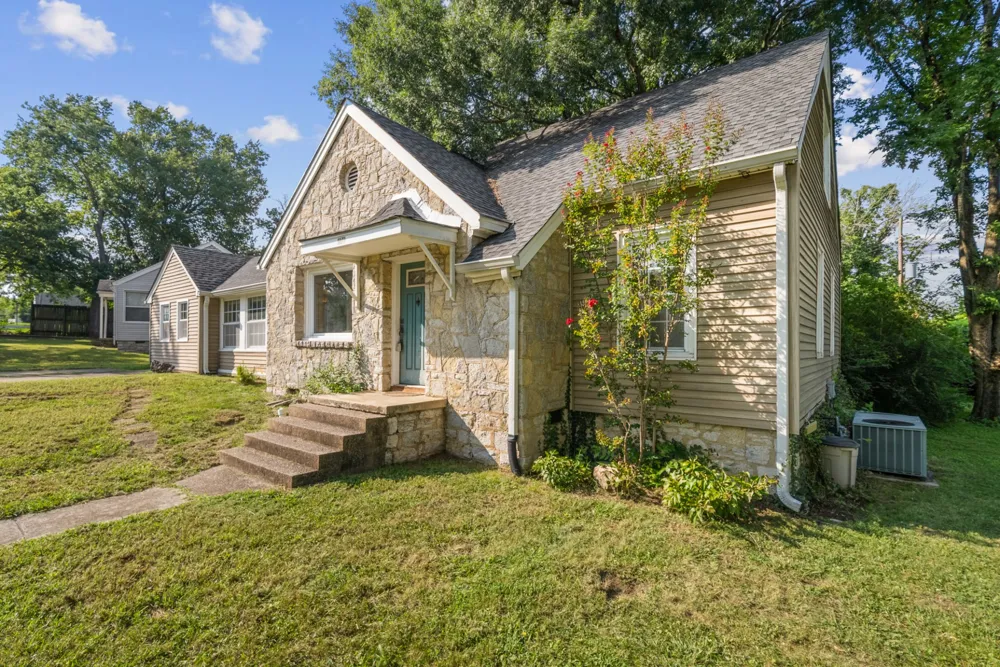 421 8th Ave S Lewisburg, TN 37091