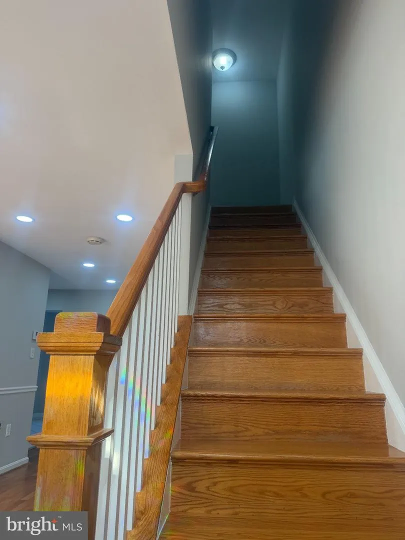 14533 RAVENSCAR COURT Centreville, VA 20121