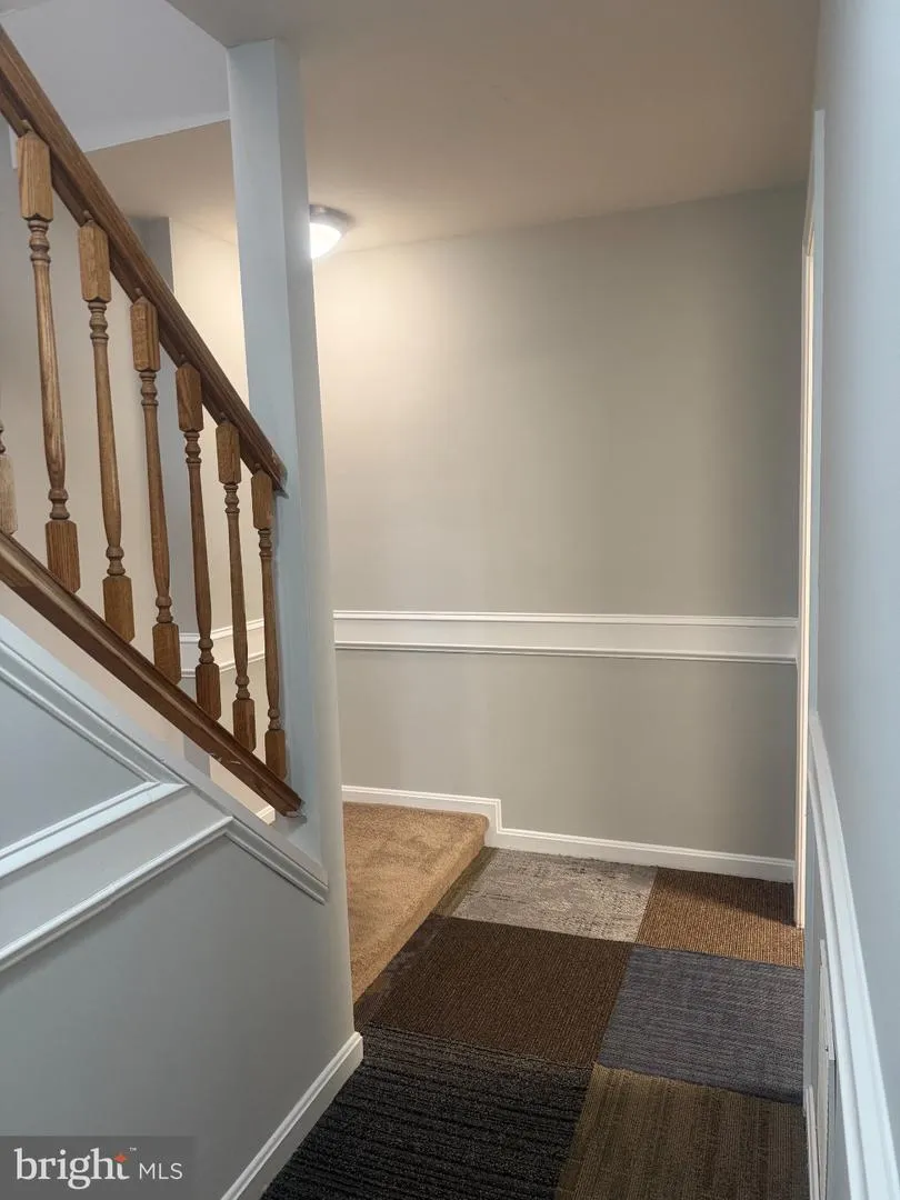14533 RAVENSCAR COURT Centreville, VA 20121