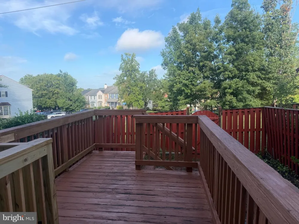 14533 RAVENSCAR COURT Centreville, VA 20121