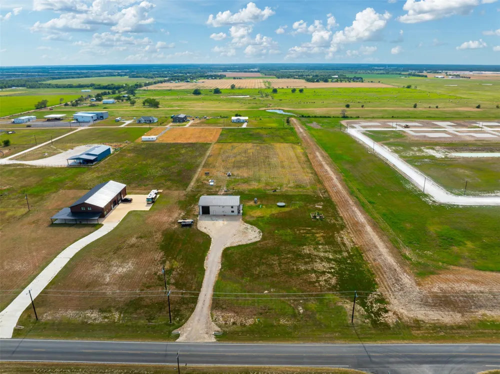 3263 Farm to Market 38 N Brookston, TX 75421