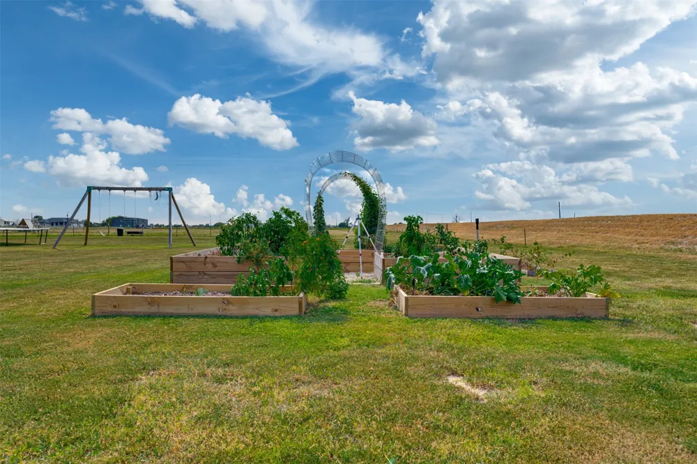 3263 Farm to Market 38 N Brookston, TX 75421