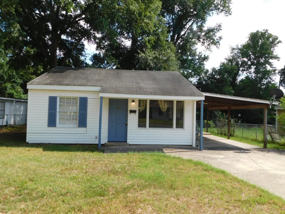 311 S Park Drive Springhill, LA 71075