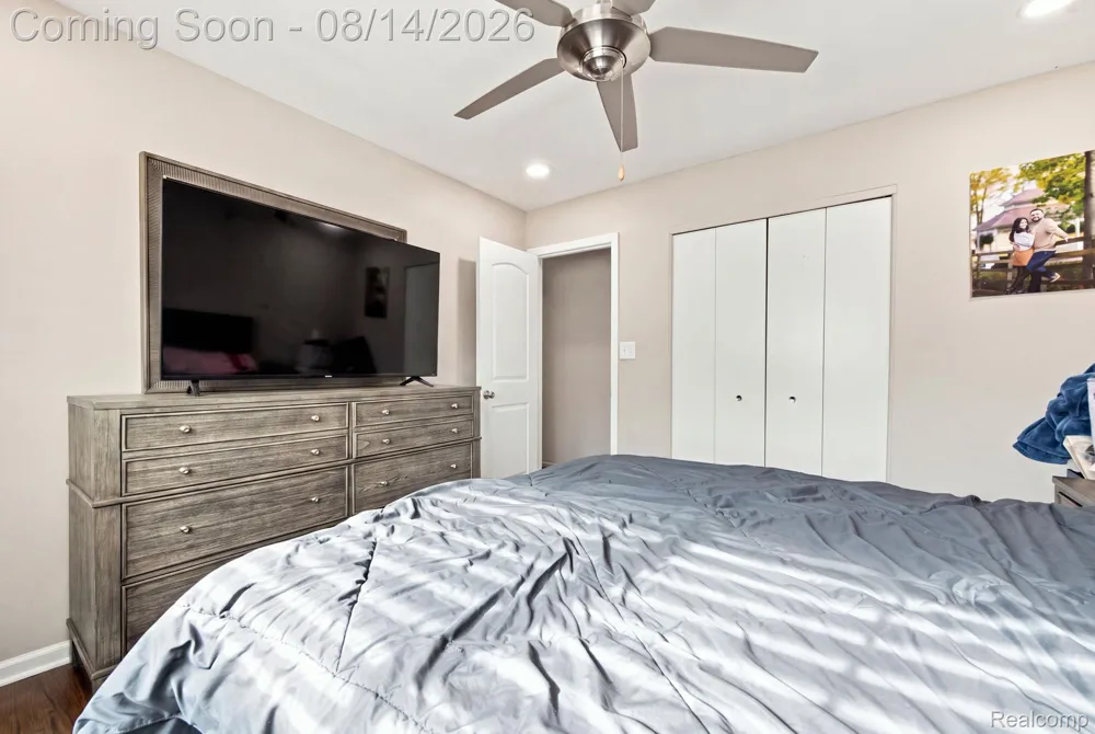 31546 Northwood Drive Fraser City, MI 48026
