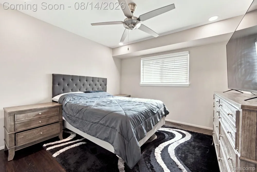 31546 Northwood Drive Fraser City, MI 48026