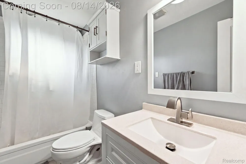 31546 Northwood Drive Fraser City, MI 48026