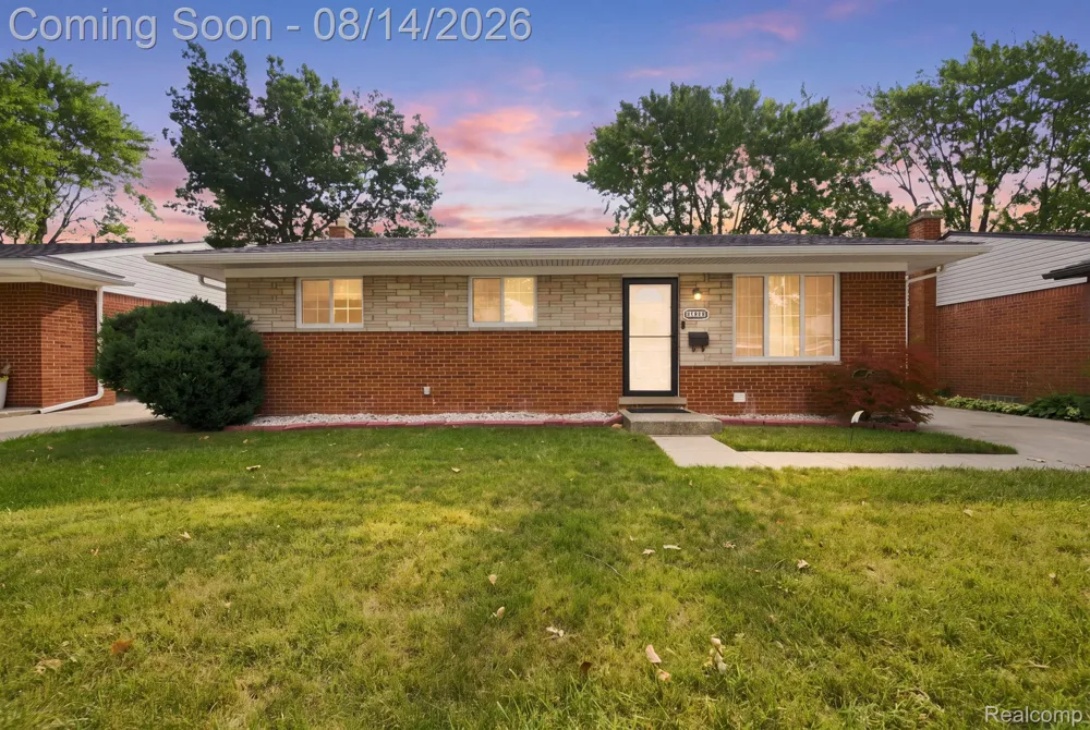31546 Northwood Drive Fraser City, MI 48026