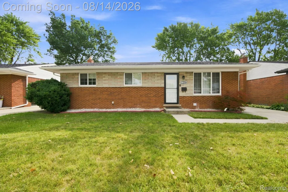 31546 Northwood Drive Fraser City, MI 48026