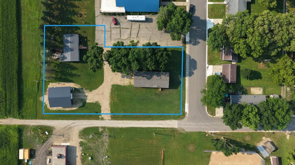 209 / 211 Farmdale Road Lake Lillian, MN 56253