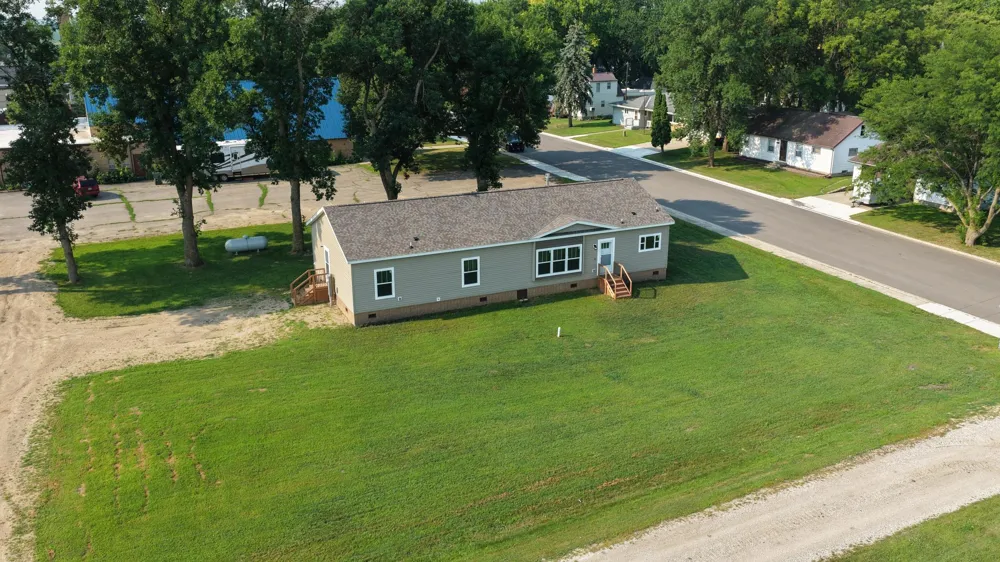 209 / 211 Farmdale Road Lake Lillian, MN 56253