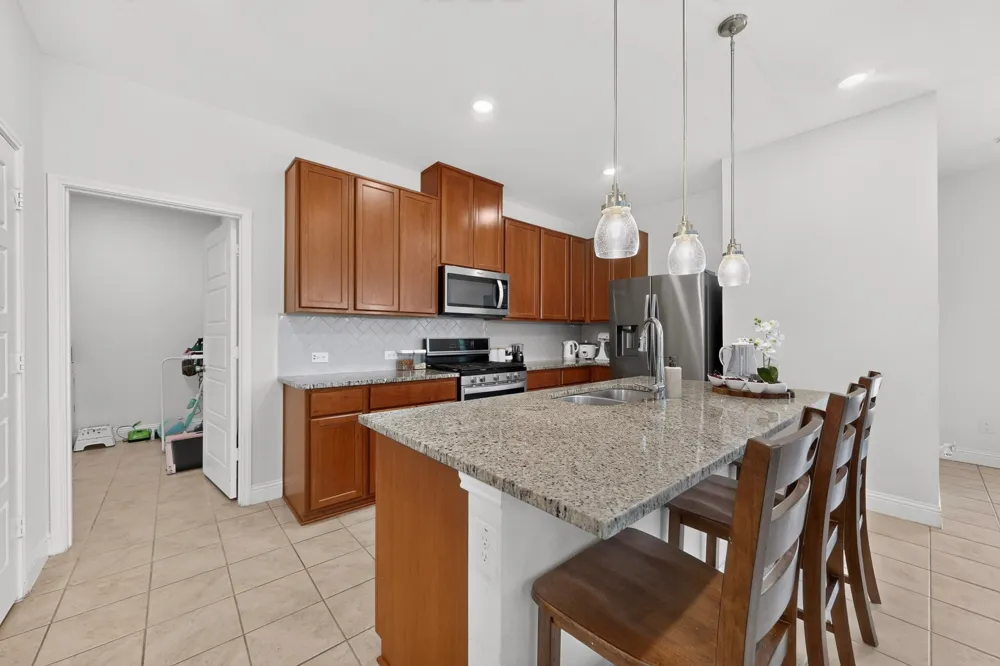 980 Burnett Drive Aubrey, TX 76227