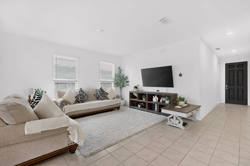 980 Burnett Drive Aubrey, TX 76227