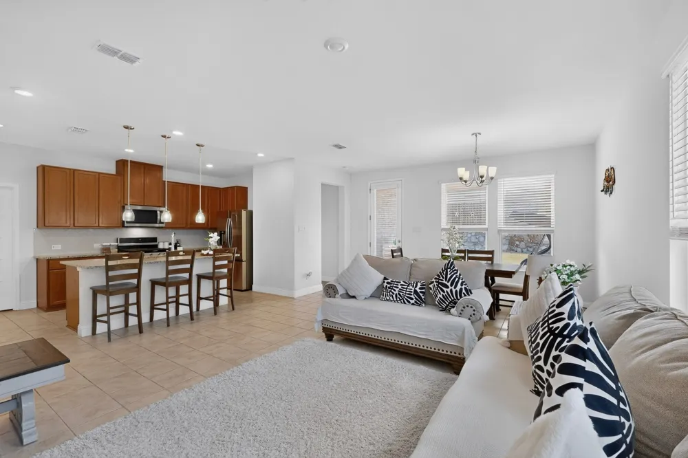 980 Burnett Drive Aubrey, TX 76227
