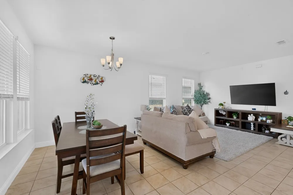 980 Burnett Drive Aubrey, TX 76227