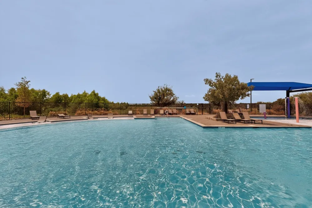 980 Burnett Drive Aubrey, TX 76227