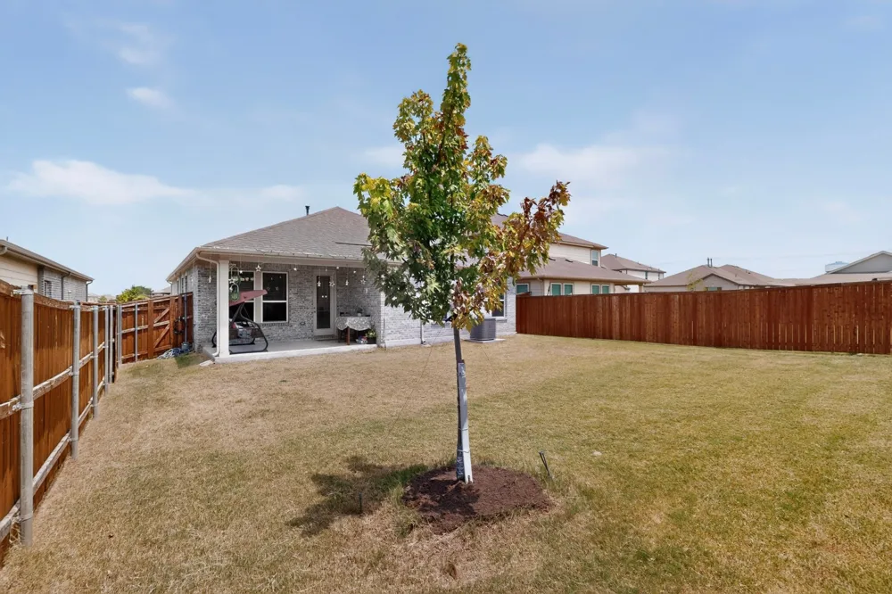 980 Burnett Drive Aubrey, TX 76227