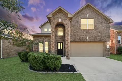 3115 Lake Drive
