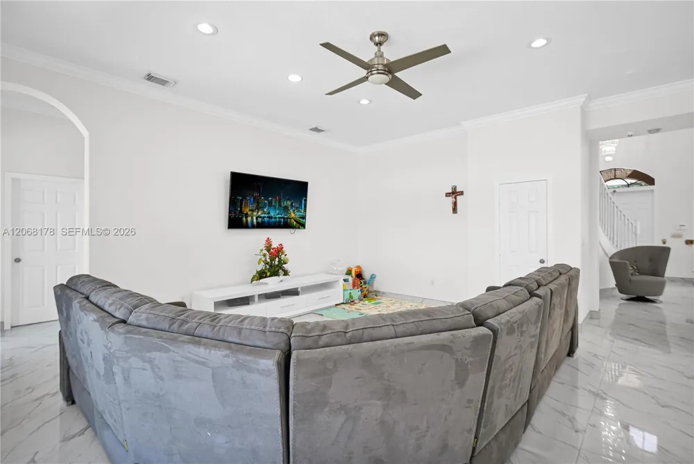 13378 SW 21 st Miramar, FL 33027