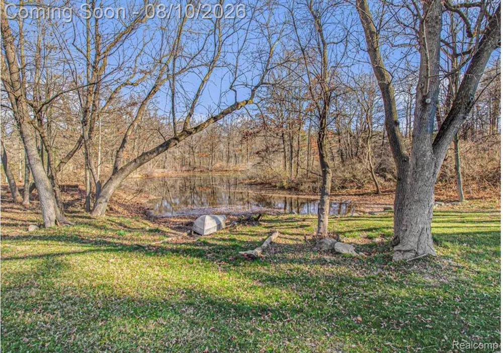 8212 Tindall Road Springfield Charter Township, MI 48350