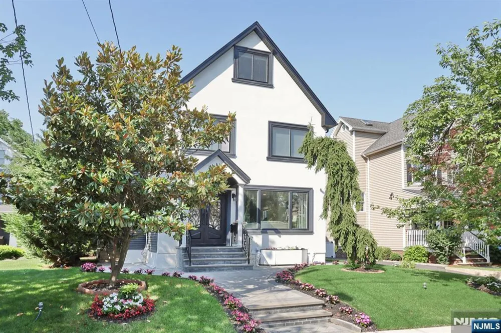 169 Woodward Avenue Rutherford, NJ 07070
