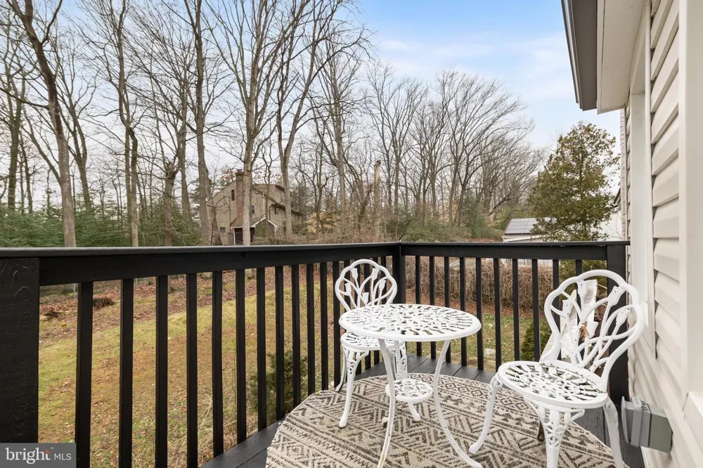 1752 LARK LANE Cherry Hill, NJ 08003