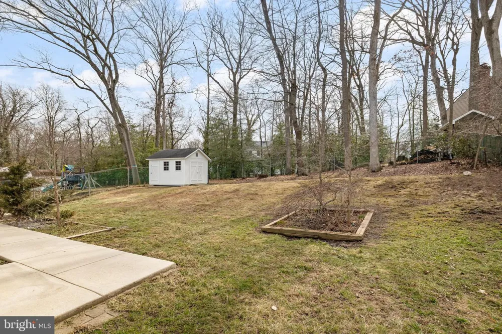 1752 LARK LANE Cherry Hill, NJ 08003