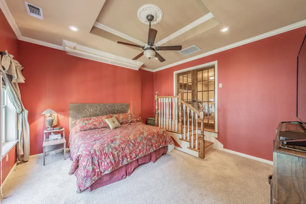300 Shoreline Drive Azle, TX 76020