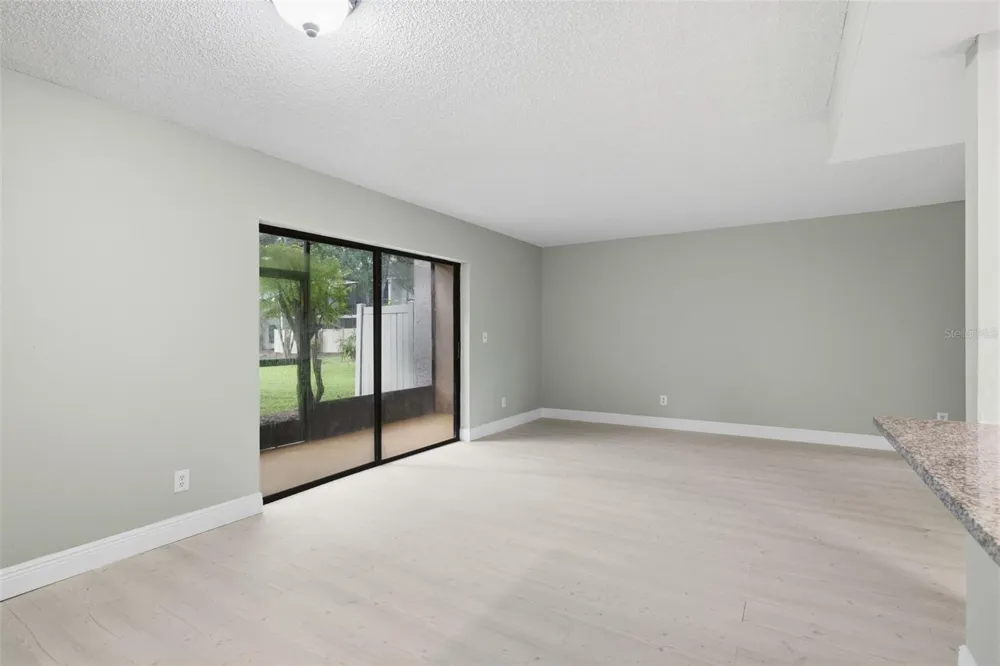 4873 PURITAN CIRCLE #2401 Tampa, FL 33617