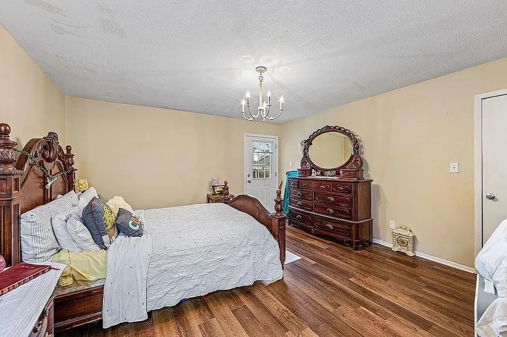 1214 Elm Court Runaway Bay, TX 76426